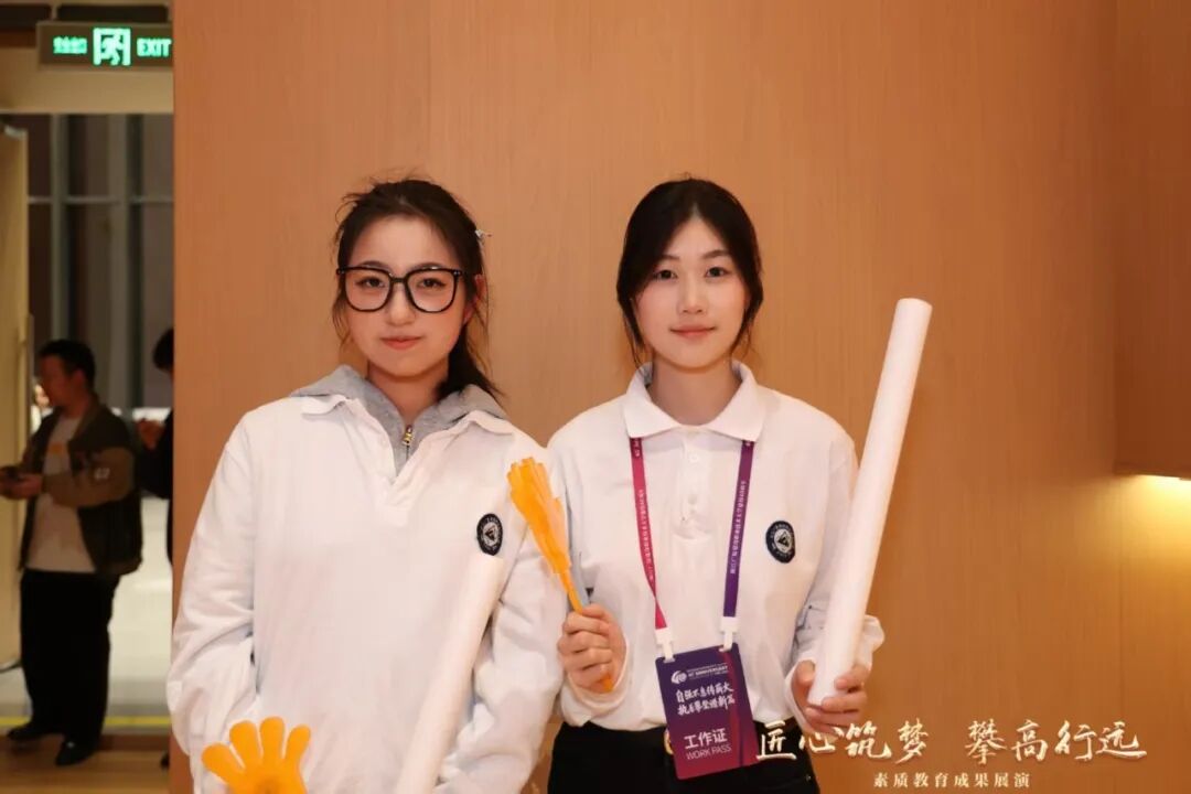 39cedae371c94cc78c2e23c04cc60e64.Jpeg
