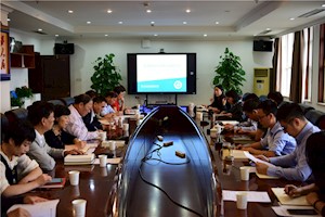 学校党委理论学习中心组举行“坚持用习近平治国理政思想推进学校本科职业教育‘浙江样板’建设”学习会