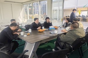 我校领导赴梨枫村考察  共谋发展新篇