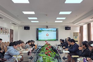 以智资政 以研促用 —— 我校特邀专家指导新型智库建设与咨政报告撰写