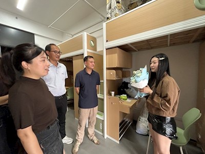 千里来求学，暖心在咫尺 ——绿色智能制药学院领导慰问提前到校新生